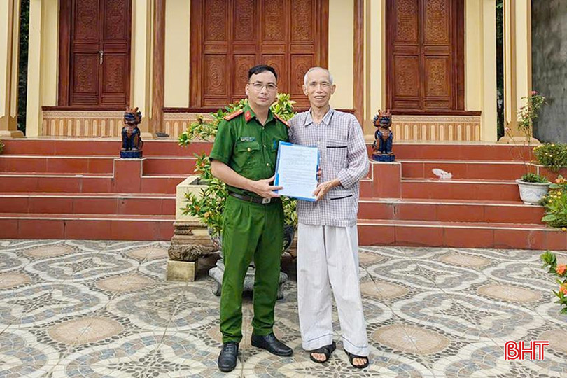 100% trưởng tộc các dòng họ Lê, họ Phạm trên địa bàn xã Sơn Trà cũng đã hoàn thành ký cam kết đảm bảo ANTT trong dịp rằm tháng 7. CA1.jpg