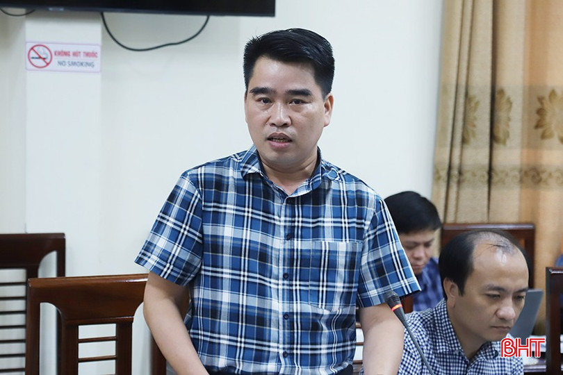 Phó Giám đốc Sở Tư pháp Đinh Văn Hồng cho ý kiến cụ thể về các quy định liên quan đến quản lý Nhà nước, hợp tác quốc tế... gb.jpg