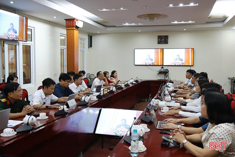 Toàn cảnh điểm cầu Hà Tĩnh. TT6.jpg