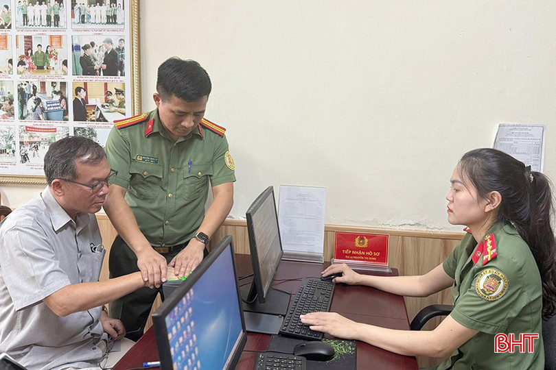 Đến nay, Phòng Quản lý xuất nhập cảnh đã tiếp nhận hồ sơ đề nghị cấp tài khoản định danh điện tử mức độ 2 cho hơn 170 người nước ngoài đang sinh sống và làm việc tại Hà Tĩnh. bqbht_br_c.jpg