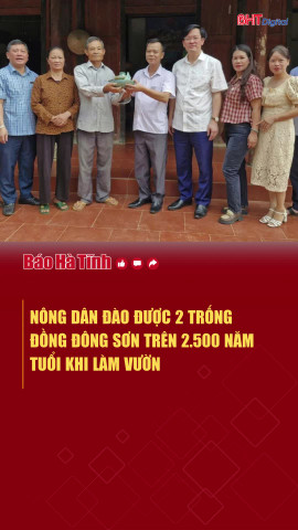 Nông dân đào được 2 trống đồng Đông Sơn trên 2.500 năm tuổi khi làm vườn
