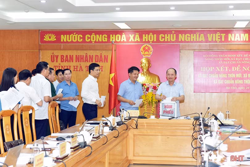 Công nhận 15 xã đạt chuẩn các loại hình nông thôn mới