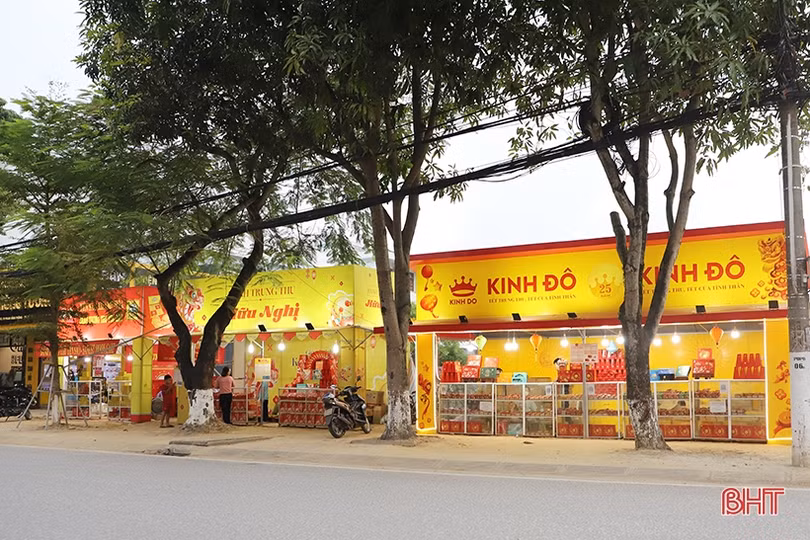 Thị trường bánh trung thu ở Hà Tĩnh: Giá cao nhất gần 3 triệu đồng/hộp
