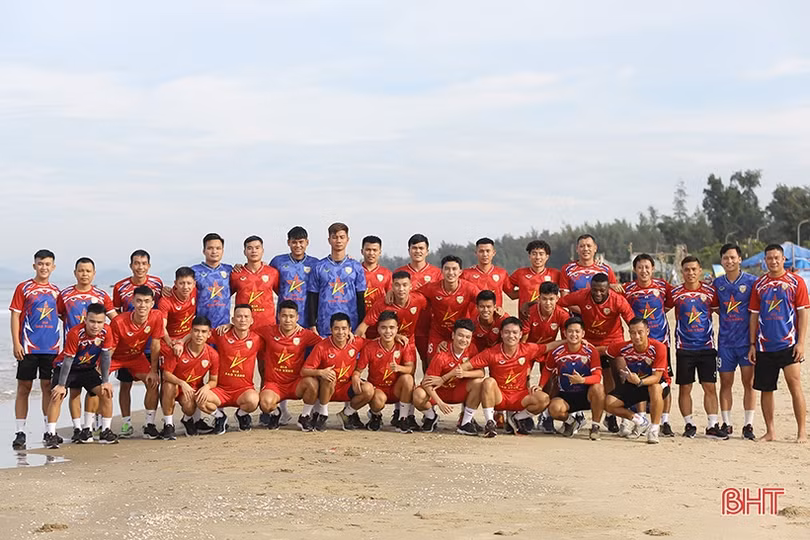 Hồng Lĩnh Hà Tĩnh hội quân, lộ diện các tân binh mùa giải mới