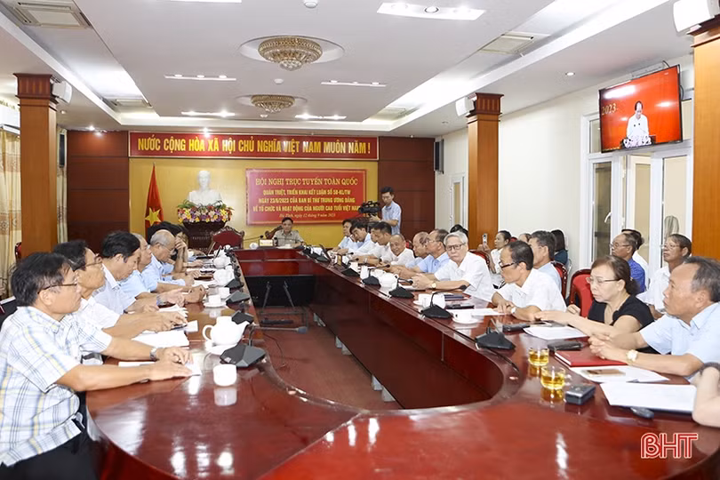 Đồng ý chủ trương xây dựng tổ chức hội người cao tuổi cấp tỉnh, cấp huyện trên cả nước