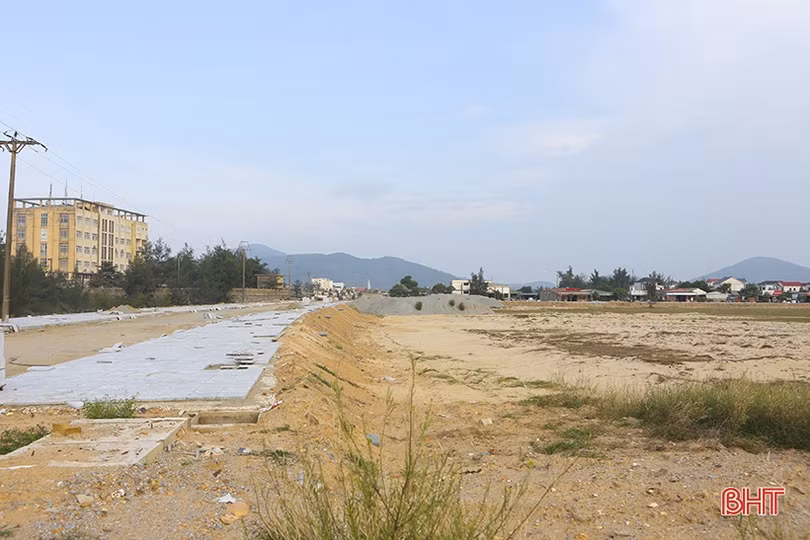 46 chủ nhà hàng ở Khu du lịch Thiên Cầm mong có mặt bằng mới để tiếp tục hoạt động