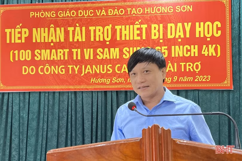 Ngành giáo dục Hương Sơn tiếp nhận 100 Smart tivi, trị giá gần 2 tỷ đồng