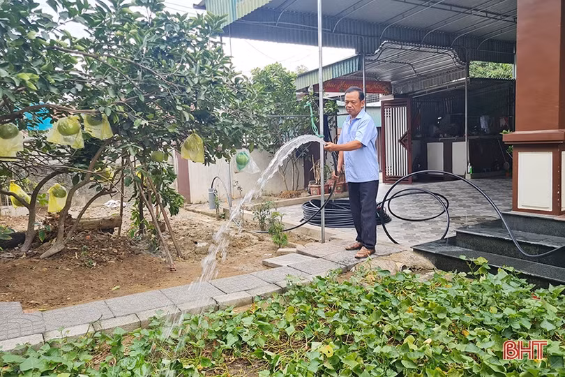 Những người “kiếm cơm từ lòng đất