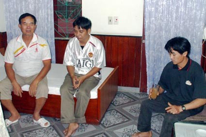 Ông Tấn, Đề, Luận đang được huyện Nghi Xuân lo nơi ăn, nghỉ Ông Tấn, Đề, Luận đang được huyện Nghi Xuân lo nơi ăn, nghỉ