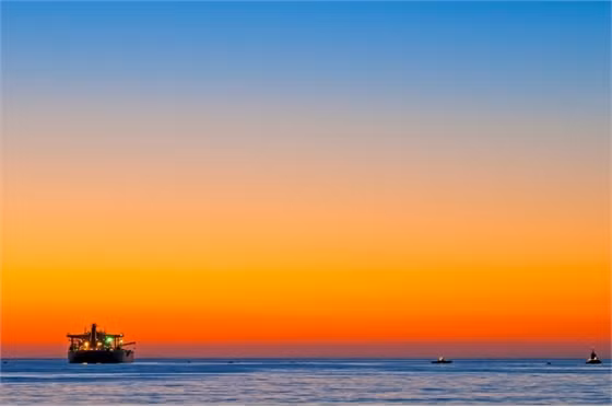 El Porto, California: Bãi biển El Porto nổi tiếng với cảnh đẹp và những con sóng lý tưởng cho các vận động viên lướt sóng. Đây cũng là nơi ngắm hoàng hôn tuyệt đẹp.
