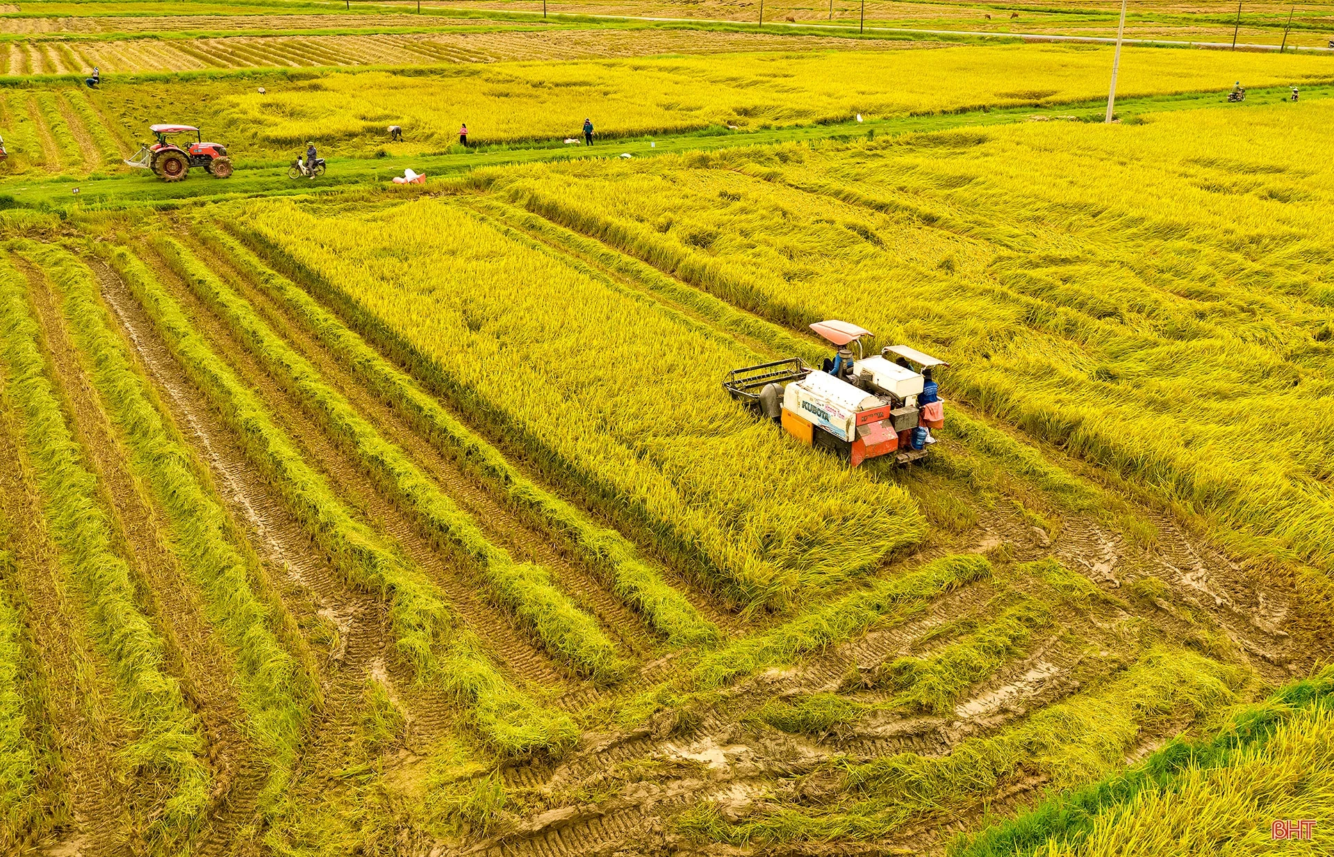 Phát huy truyền thống văn hóa quê hương, Hà Tĩnh vươn tới giàu mạnh, văn minh, vững bước trên chặng đường mới