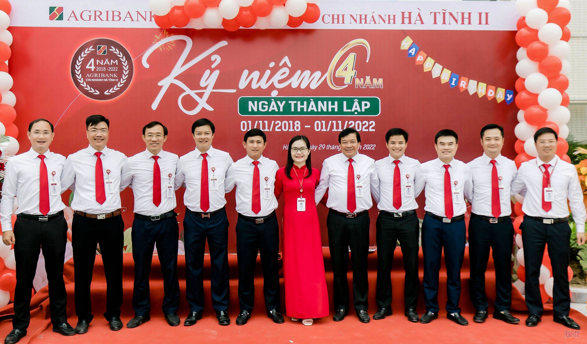 Agribank Chi nhánh Hà Tĩnh II: Khẳng định thương hiệu ngân hàng thương mại hàng đầu ảnh 4 Agribank Chi nhánh Hà Tĩnh II: Khẳng định thương hiệu ngân hàng thương mại hàng đầu