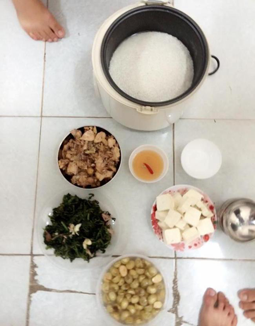 cuoi te ghe khi tat ca san sang nhung com chua bat nut