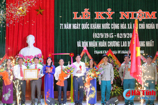 thach chau don nhan huan chuong lao dong hang nhat