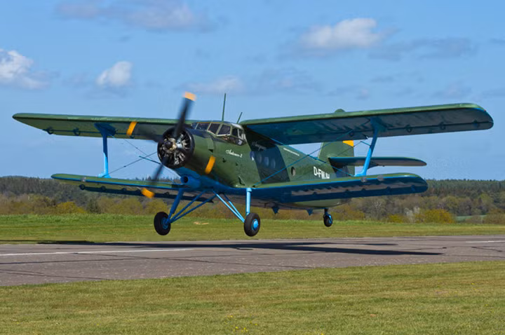 antonov an 2 phi co co kha nang bay lui doc dao