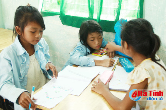 tre em rao tre hao huc don chao nam hoc moi