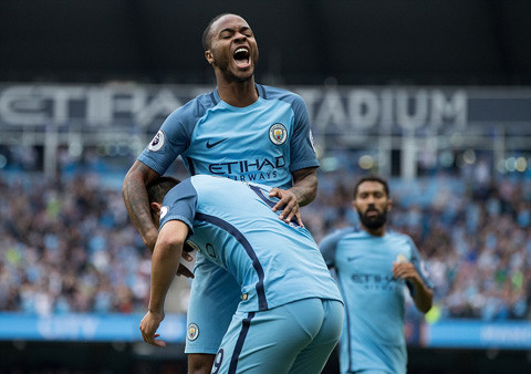 sterling lap cu dup man city danh bai west ham