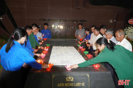 Tuổi trẻ Hà Tĩnh thắp nến tri ân Anh hùng liệt sỹ Lý Tự Trọng