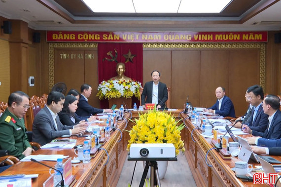 Thường trực Tỉnh ủy cho ý kiến về Lễ kỷ niệm 260 năm Ngày sinh Đại thi hào Nguyễn Du