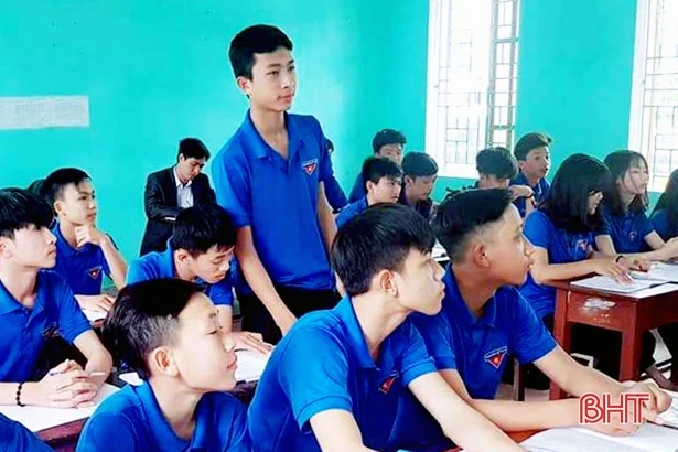 Thị xã Kỳ Anh chú trọng tạo nguồn đảng viên trẻ