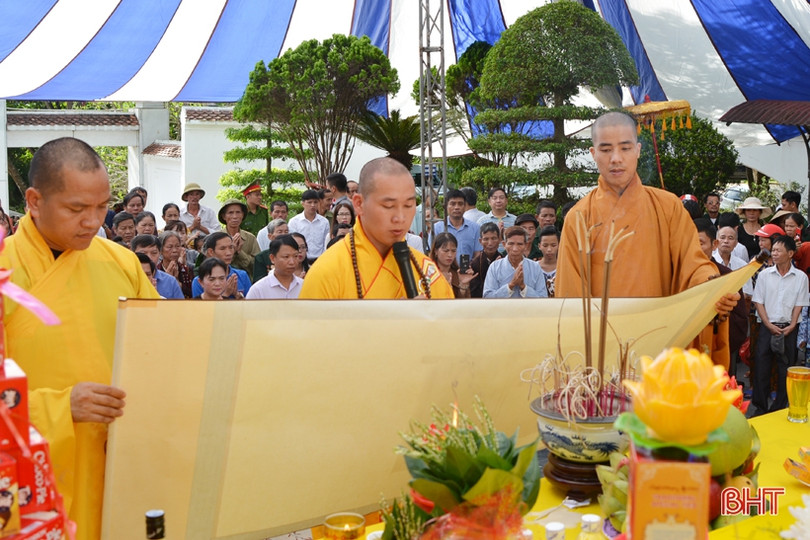 Trang trọng Lễ giỗ lần thứ 50 của 10 liệt nữ TNXP Ngã ba Đồng Lộc