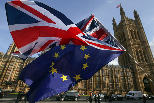 Cử tri Anh ủng hộ việc tổ chức thêm một cuộc trưng cầu về Brexit Cử tri Anh ủng hộ việc tổ chức thêm một cuộc trưng cầu về Brexit