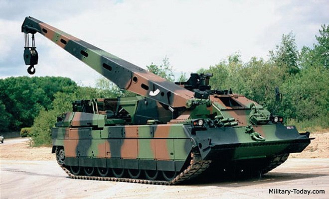 Những mẫu xe công binh vạn năng đáng gờm nhất thế giới