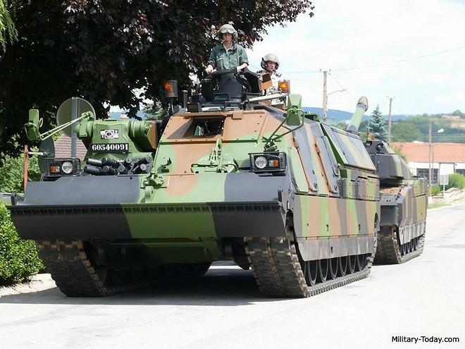 Những mẫu xe công binh vạn năng đáng gờm nhất thế giới