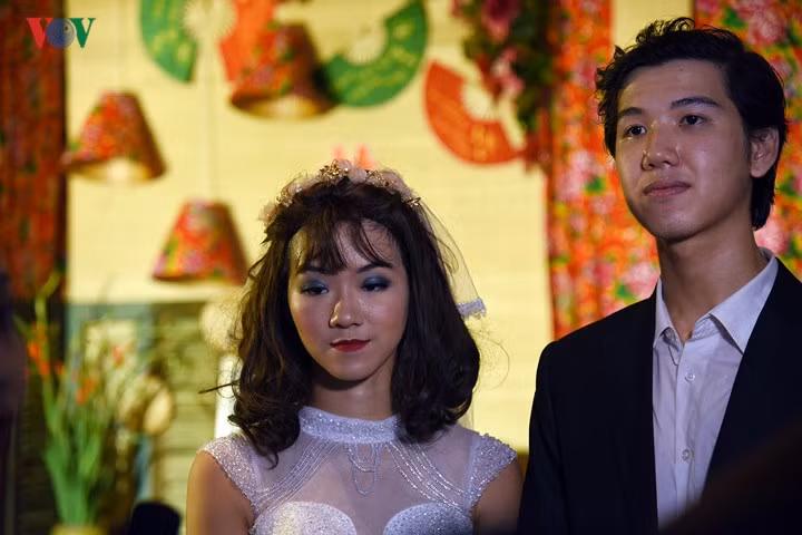 “Xuyên không” trải nghiệm đám cưới thời bao cấp giữa lòng Hà Nội