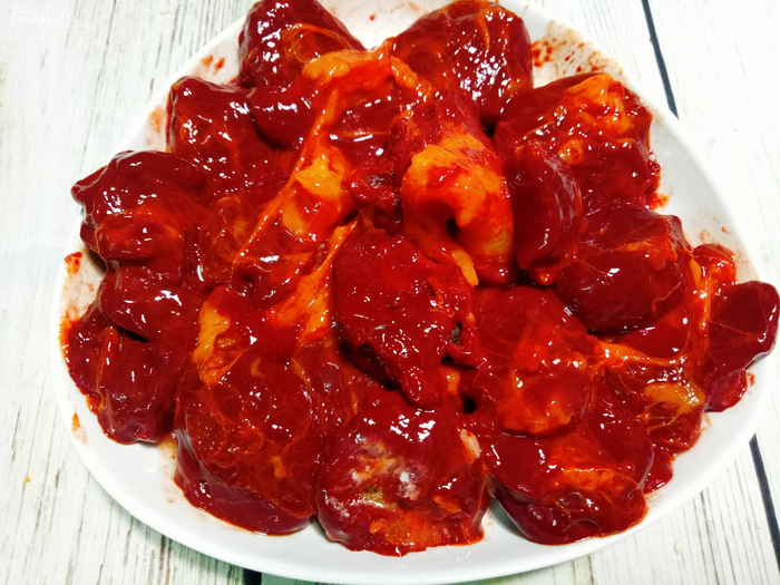 Xôi gấc đậu xanh thơm ngon cho bữa sáng tràn đầy năng lượng