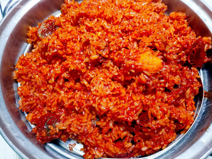 Xôi gấc đậu xanh thơm ngon cho bữa sáng tràn đầy năng lượng