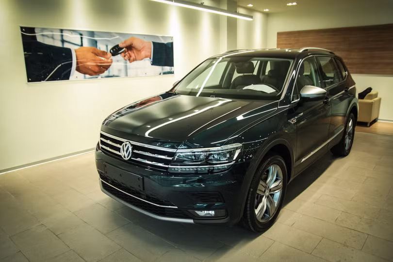 Chi tiết mẫu SUV Volkswagen Tiguan Allspace 2018 vừa về tay khách hàng