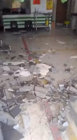 Động đất 6,4 độ khiến ít nhất 15 người thương vong ở Indonesia