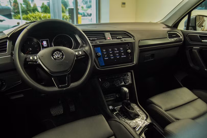 Chi tiết mẫu SUV Volkswagen Tiguan Allspace 2018 vừa về tay khách hàng
