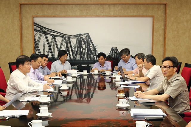 Không để hiện tượng thiếu cục bộ một số loại thuốc ở một số bệnh viện ảnh 1 Không để hiện tượng thiếu cục bộ một số loại thuốc ở một số bệnh viện