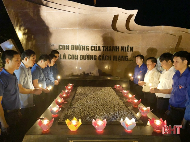 Tuổi trẻ Hà Tĩnh thắp nến tri ân anh hùng liệt sỹ Lý Tự Trọng