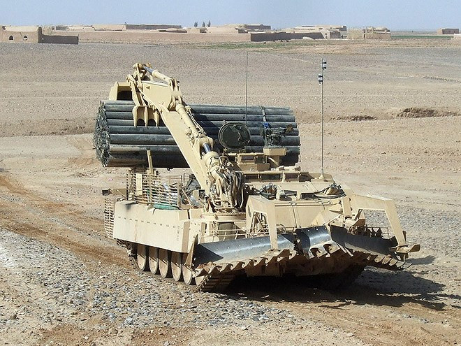 Những mẫu xe công binh vạn năng đáng gờm nhất thế giới