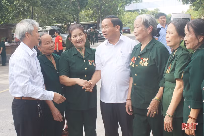 Trang trọng Lễ giỗ lần thứ 50 của 10 liệt nữ TNXP Ngã ba Đồng Lộc