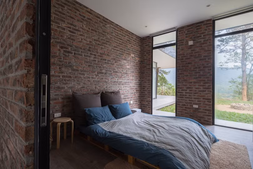 Ngôi nhà nằm trên đồi thông ở Việt Nam lên tạp chí Mỹ