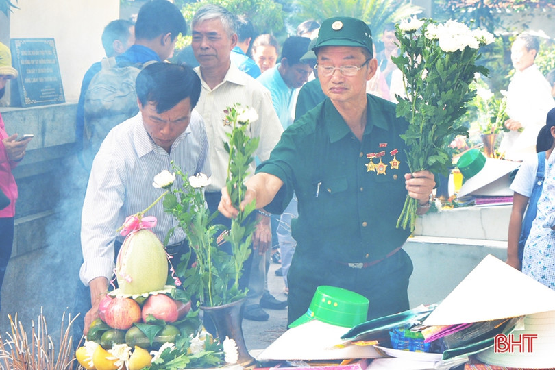 Trang trọng Lễ giỗ lần thứ 50 của 10 liệt nữ TNXP Ngã ba Đồng Lộc