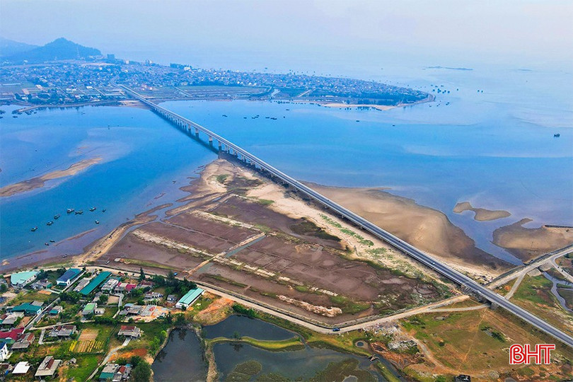 Hạ tầng giao thông Hà Tĩnh ngày càng hoàn thiện. bqbht_br_ha-tang-giao-thong-6.jpg
