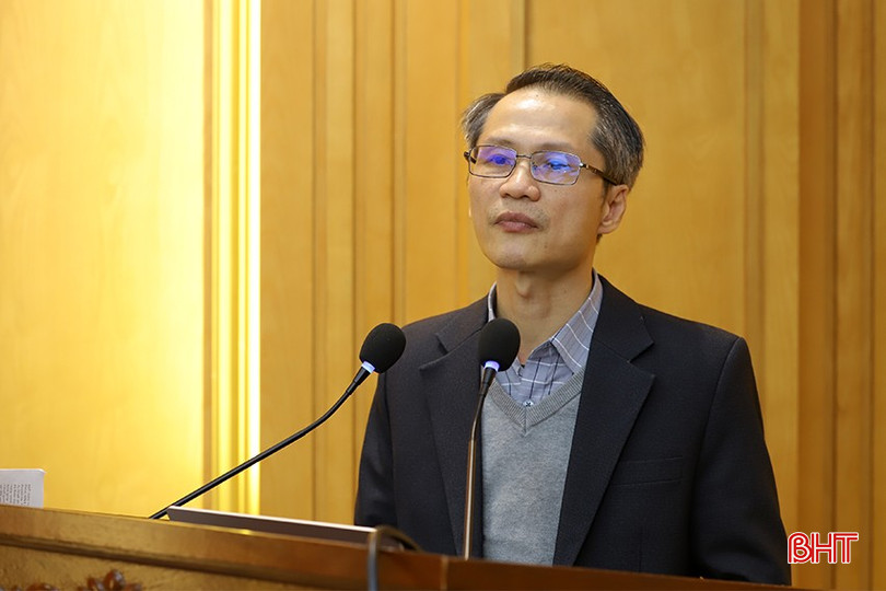 Phó Trưởng ban Tuyên giáo Tỉnh ủy Lê Văn Khánh định hướng tuyên truyền và kết luận hội nghị. bqbht_br_bao-cao-vien-01-4715.jpg
