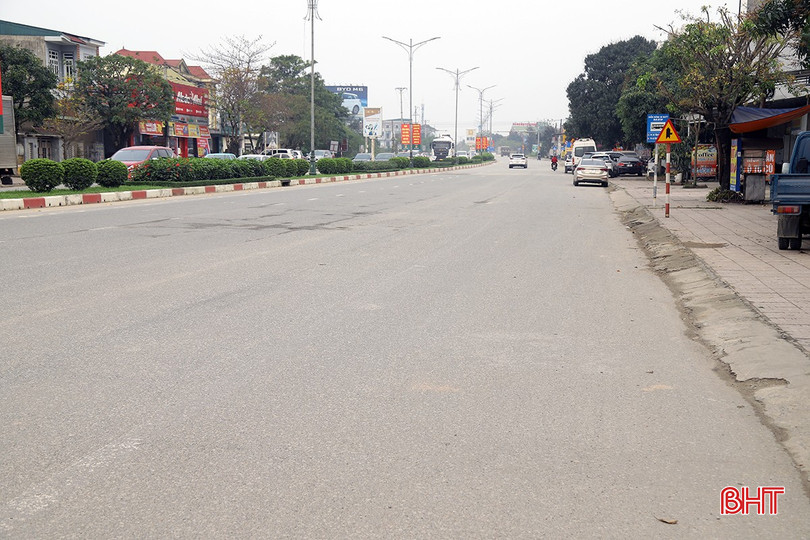 bqbht_br_vach-son-ke-duong-3c.jpg