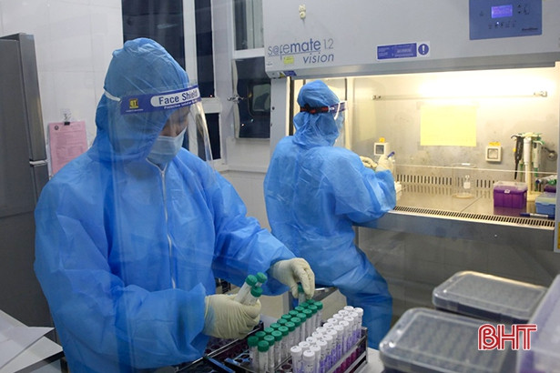 Sáng 5/8, Hà Tĩnh ghi nhận 5 ca COVID-19, công dân tự về từ Bình Dương