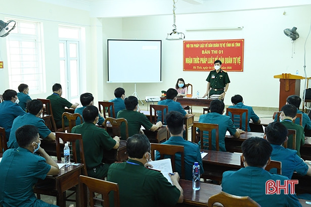 LLVT Thạch Hà giành giải nhất toàn đoàn Hội thi Pháp luật về dân quân tự vệ năm 2021