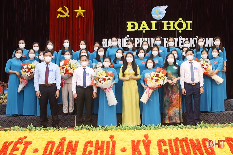 Chủ tịch Hội LHPN huyện Kỳ Anh Phạm Thị Hương tái đắc cử nhiệm kỳ 2021 - 2026