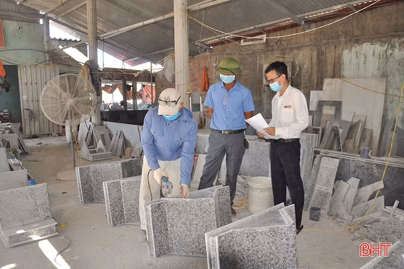 Ngân hàng Hà Tĩnh tiếp tục giảm lãi suất cho vay, giúp khách hàng vượt qua khó khăn