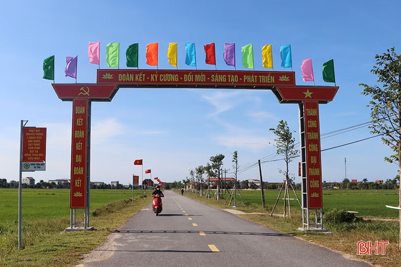 Sáng mãi ngọn đèn làng học Cẩm Bình