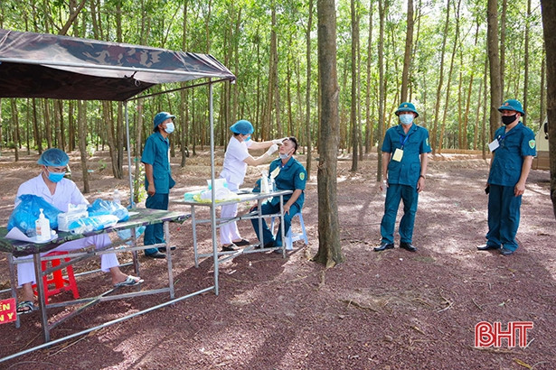 LLVT Thạch Hà giành giải nhất toàn đoàn Hội thi Pháp luật về dân quân tự vệ năm 2021