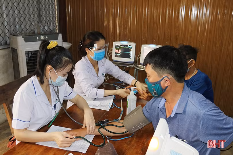 Các cơ sở y tế ở Hà Tĩnh tổ chức tiêm vắc-xin phòng COVID-19 đợt 4